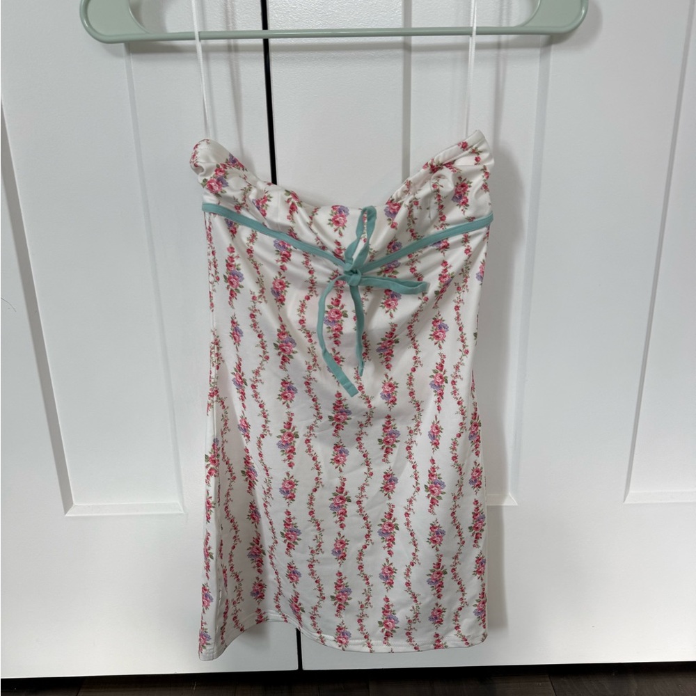 Edikted mini dress size xs, brand new